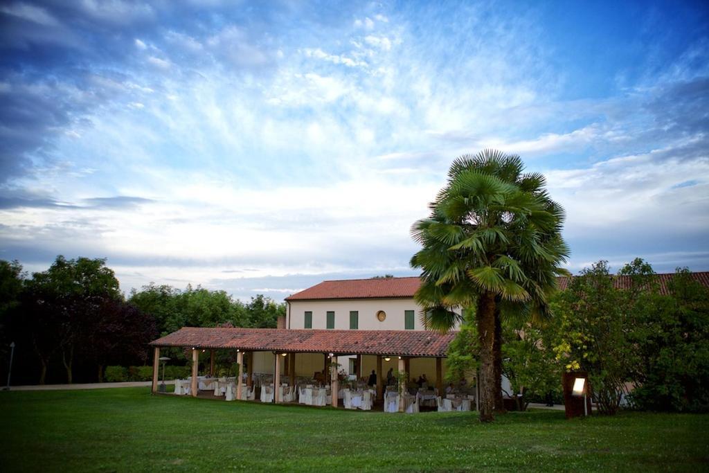 Locanda Perinella Castelgomberto Eksteriør billede